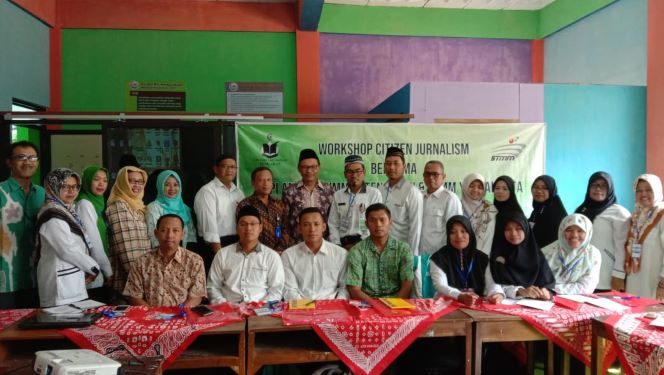 Pengabdian Kepada Masyarakat :  Prodi Manajemen Produksi Pemberitaan (Manarita) STMM Berikan   Workshop Citizen Journalism di Kec.  Tengaran, Salatiga