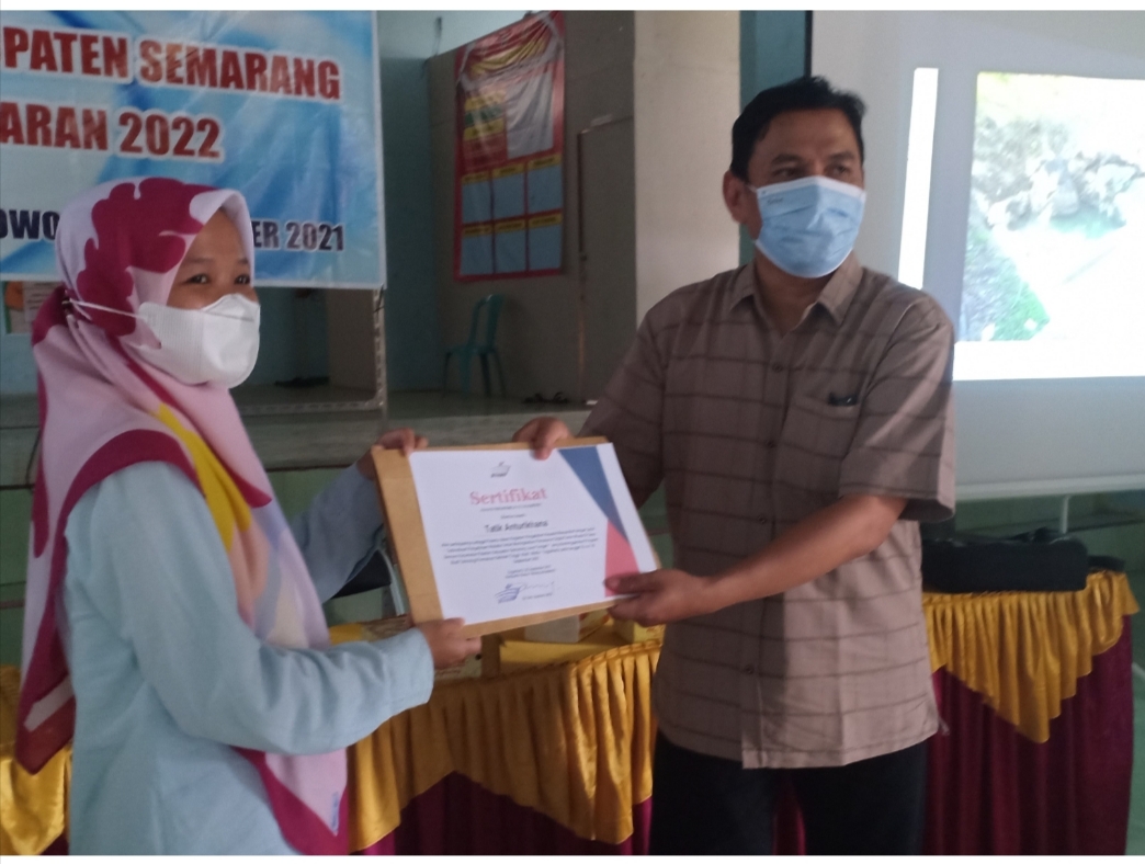 Kegiatan Pengabdian Kepada Masyarakat (PKM) PS : Teknologi Permainan “ Optimalisasi Pengelolaan Website Untuk Meningkatkan Pemasaran Digital Desa Wisata Di Desa Semowo Kecamatan Pabelan Kabupaten Semarang Jawa Tengah ”