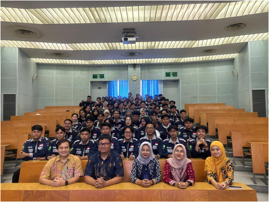 SMK IT Daarul Abror Garut dan Politeknik Negeri Samarinda Kunjungi STMM