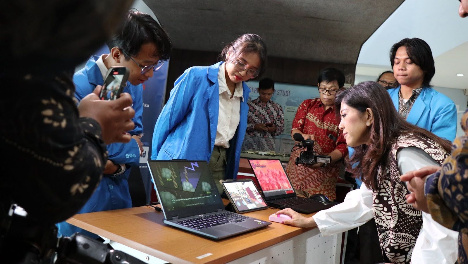 Menteri Komdigi Kunjungi STMM Yogyakarta untuk Perkuat Talenta Digital